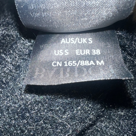 Bardot Bell Sleeve Knit Dress - Picture 8 of 9